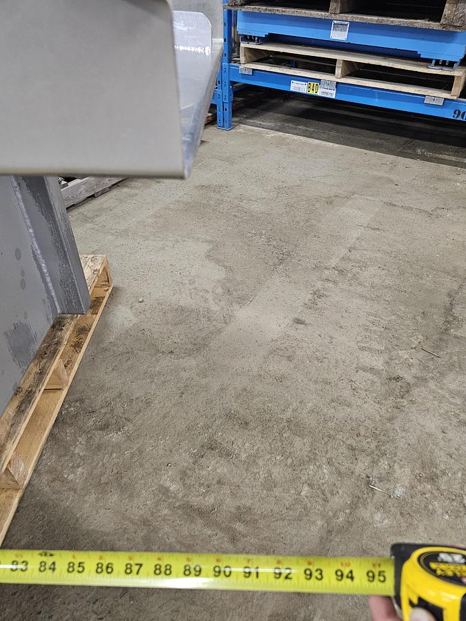 Used Used Key Iso-Flo Vibratory Feeder, '' Wide X '' Long