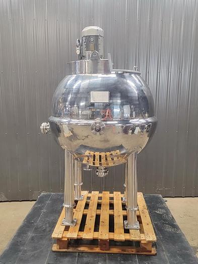 Used USED 200 GALLON JACKETED KETTLE, 316 STAINLESS STEEL, WITH SCRAPE AGITATION & MIXER