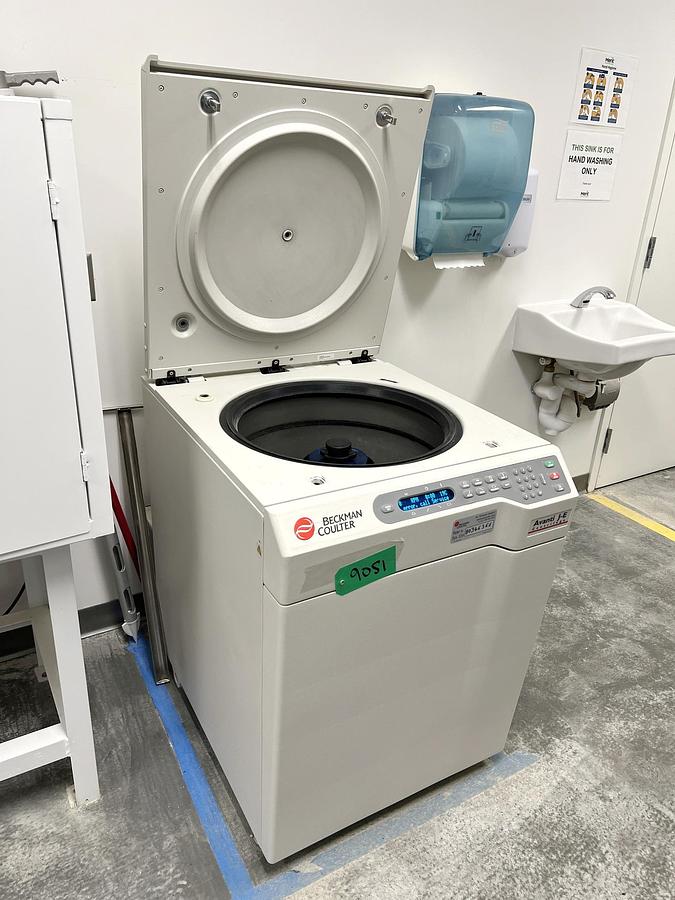 Used Used Beckman Coulter Centrifuge, Model Avanti J-E                