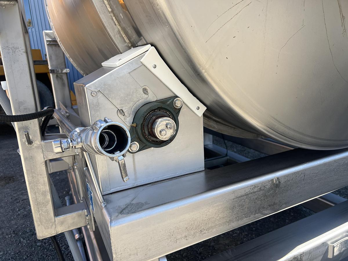 Used TCL Auction - Maple Leaf Foods - Ontario - Lot 8 - Tumbler