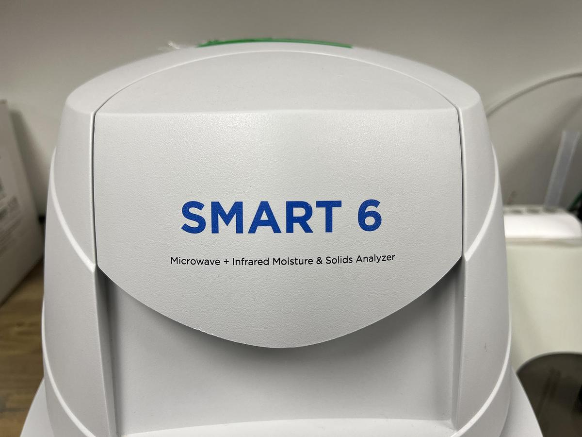 Used Used CEM Moisture, Solids & Fat Analyzer, Models Smart 6 & Oracle MQC