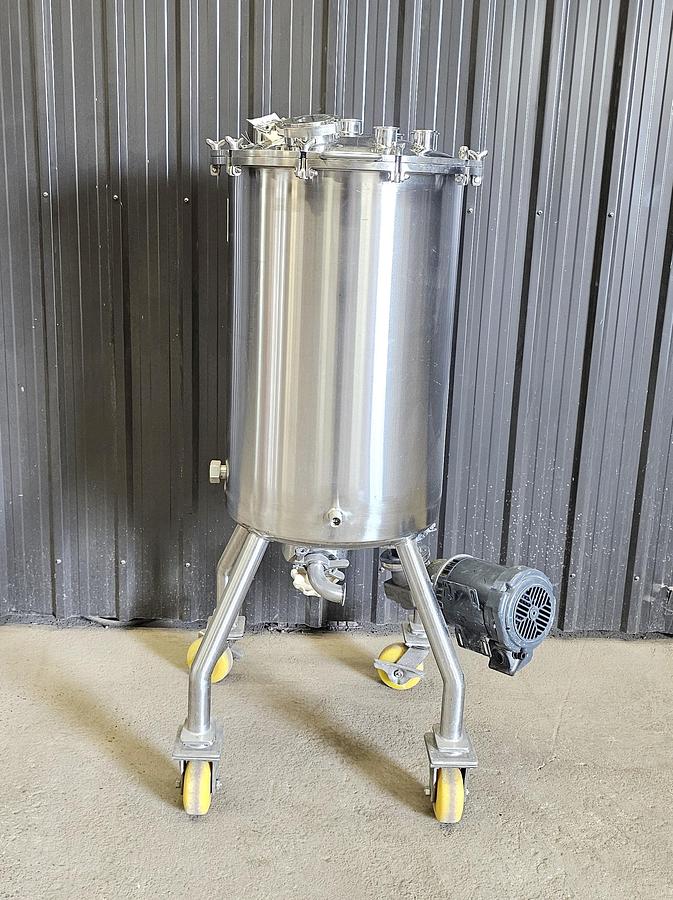 Used Stainless Steel Magnetic Bottom Drive Tank