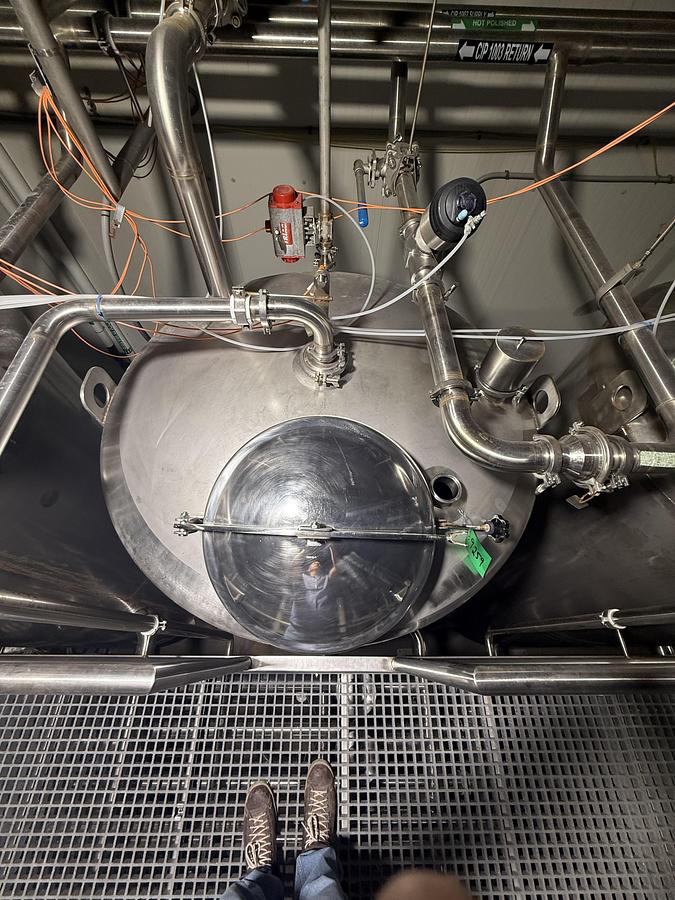 Used Used 1000 Gallon Tank, 316L Stainless Steel