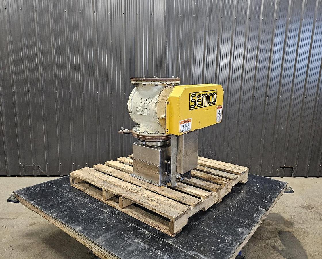 Used Used Rotary Air Lock Valve, 8" X 8", with Lump Breaker