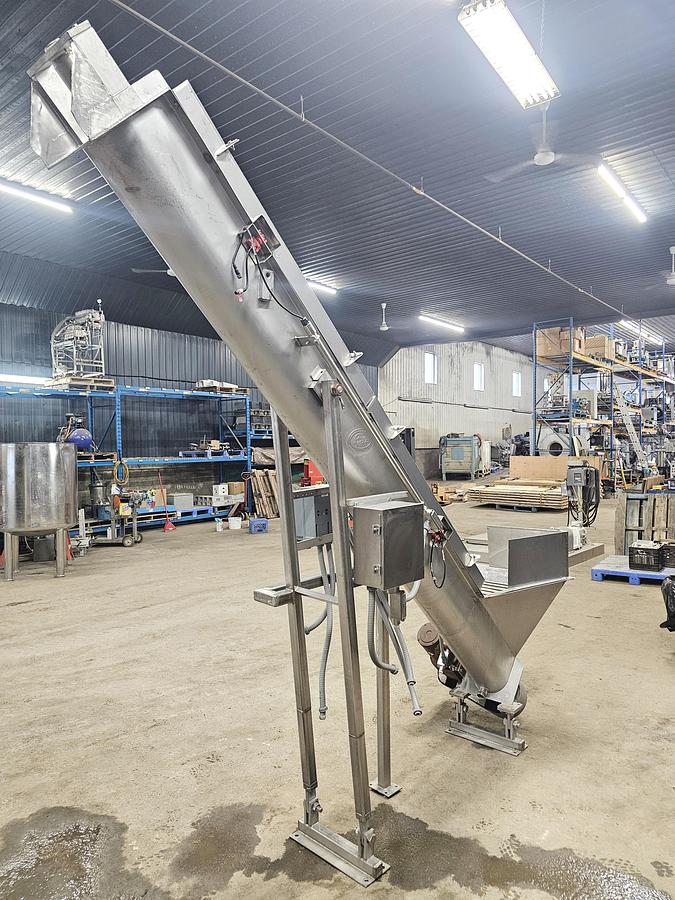 Used Used Rietz Screw Conveyor, 8.5” diameter x 132” long, 304 Stainless Steel