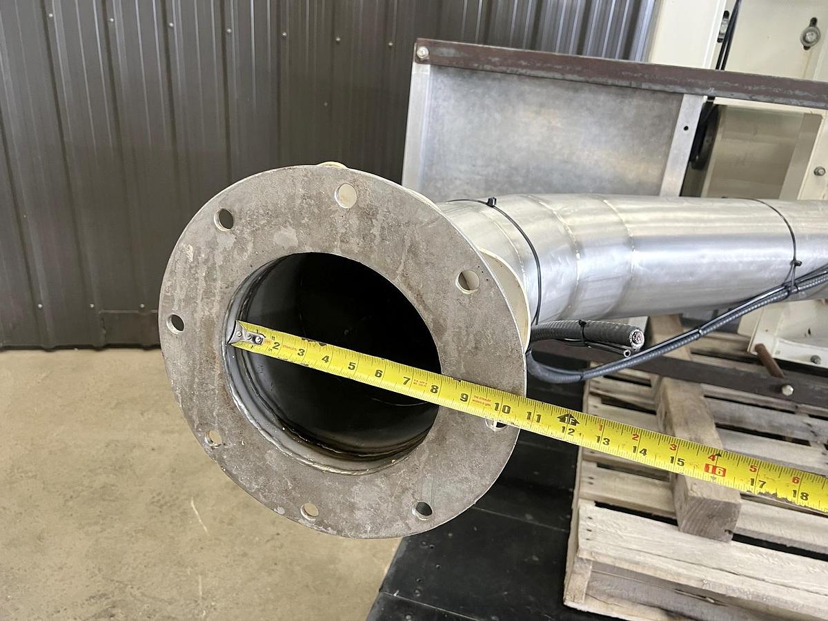 Used Used Screw Conveyor / Lump Breaker, 21'' Diameter X 36'' Long, Twin Screws