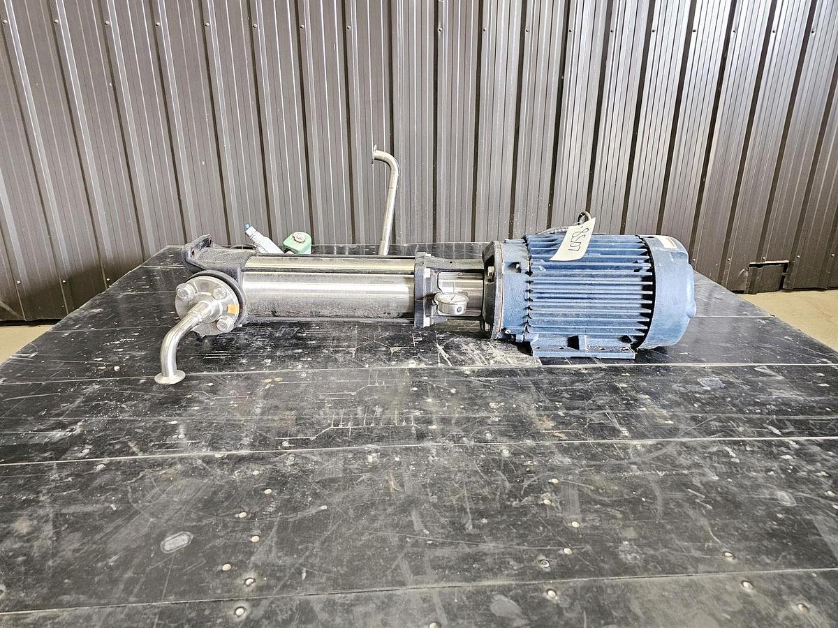 Used West Auction California - Lot DA-1114 Vertical Booster Pump