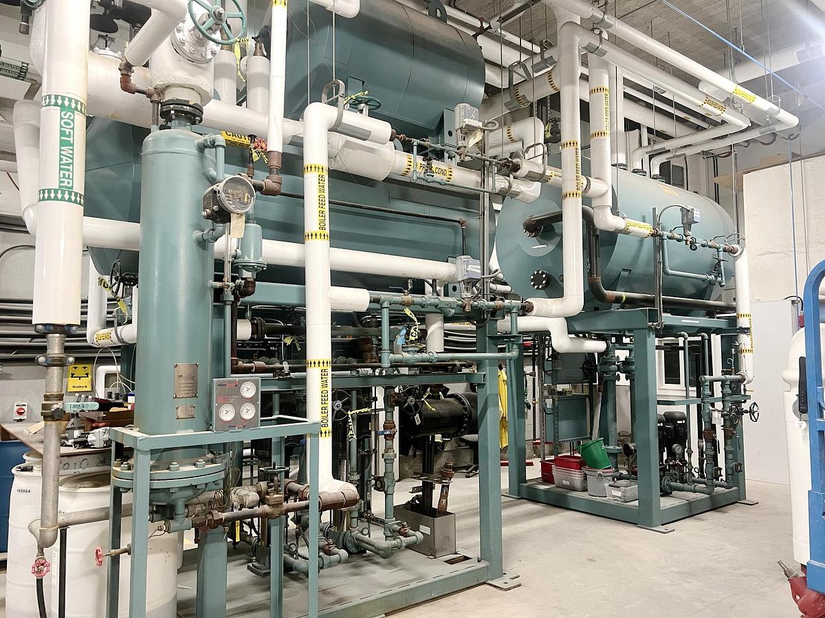 Used Used Cleaver Brooks Boiler, Model CBEX-DE 700-800-150ST