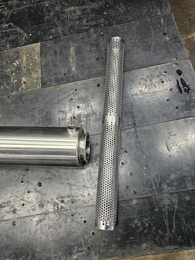 Used USED FILTER, BASKET TYPE, 1.5" INLET/OUTLET, STAINLESS STEEL, JACKETED