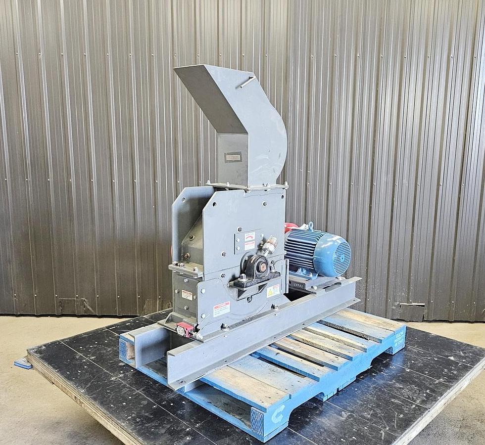 Used Used Schutte Hammer Mill, Swinging Hammers, 10 HP