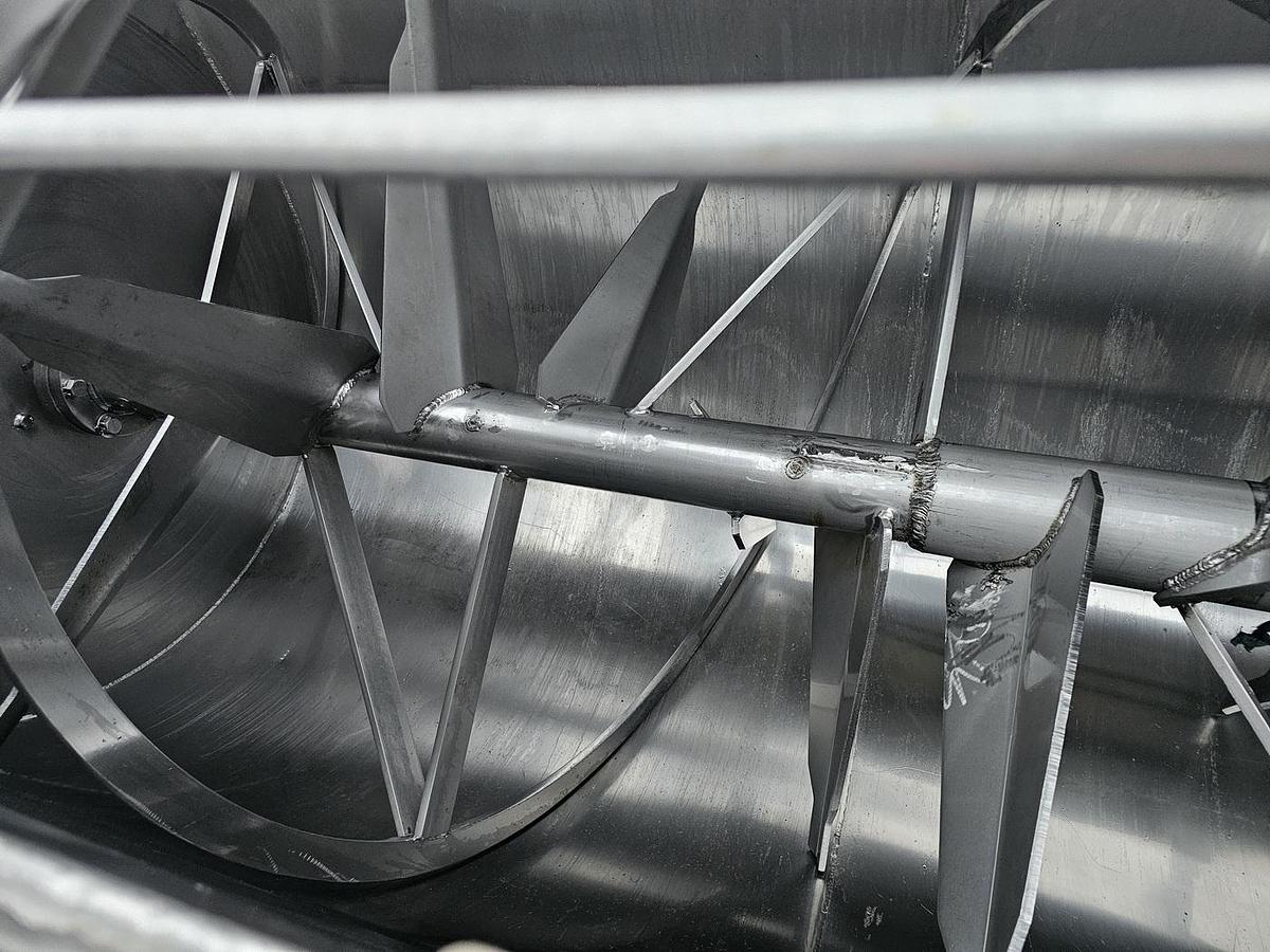 Used Used Titan Ribbon Blender, 250 Cubic Feet