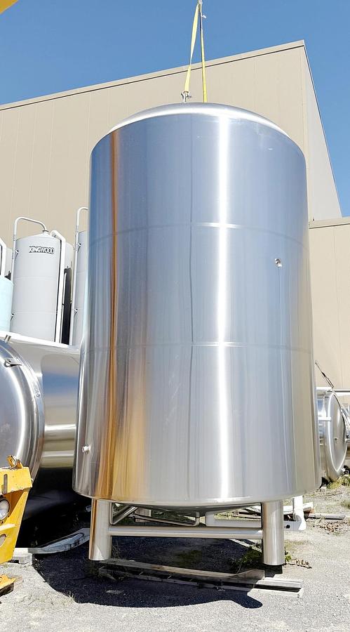 Used Used 5500 Gallon Jacketed Tank, 304 Stainless Steel