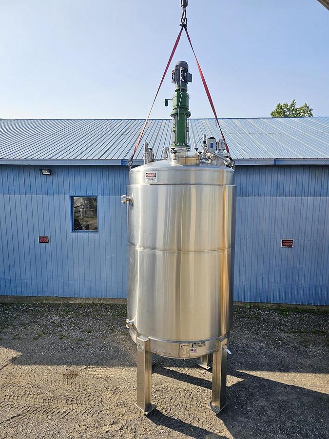 Used West Auction California - Lot A-1002 2500 gallon jacketed mix tank