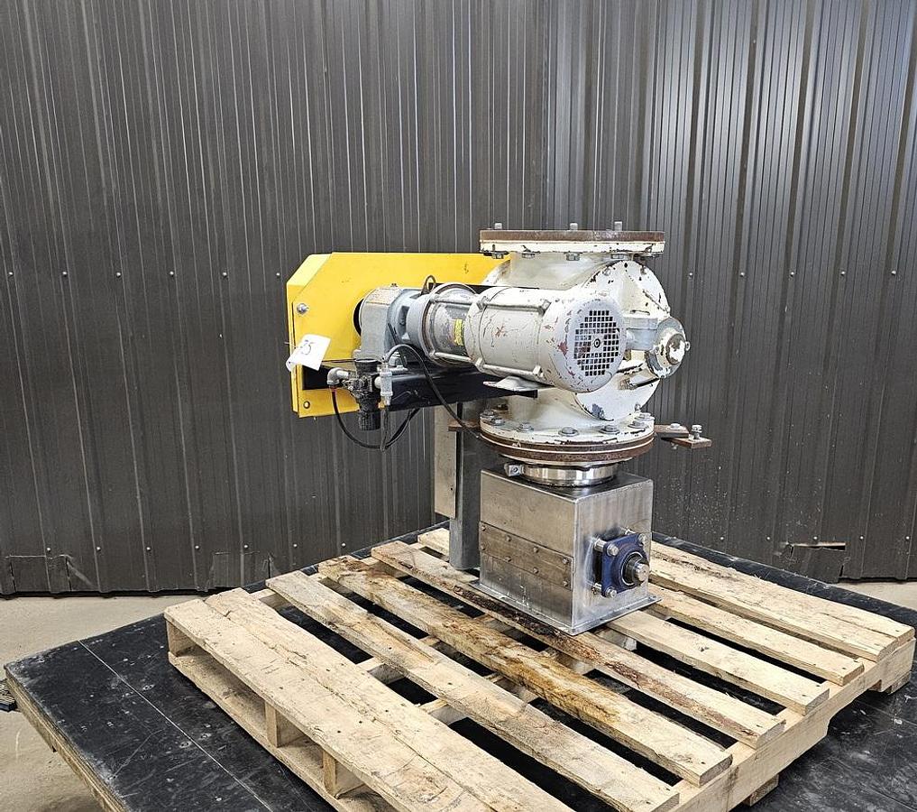Used Used Rotary Air Lock Valve, 8" X 8", with Lump Breaker