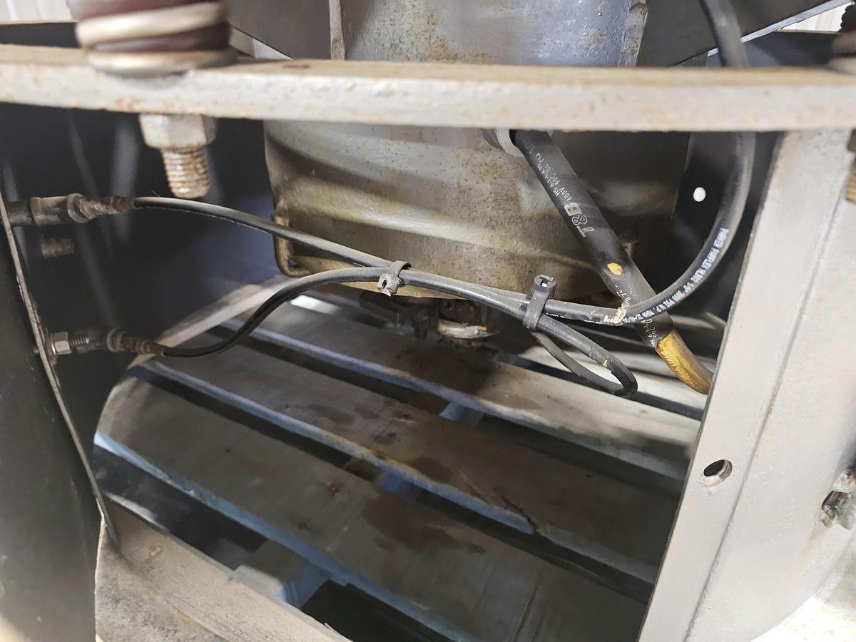 Used Used Sweco Vibrating Screen, 48''