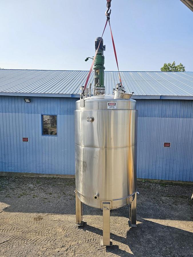 Used West Auction California - Lot A-1002 2500 gallon jacketed mix tank