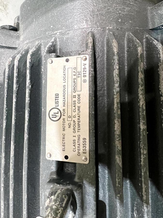 Used Used CPM Roskamp Champion Roll Crusher,  Model FPC900-18