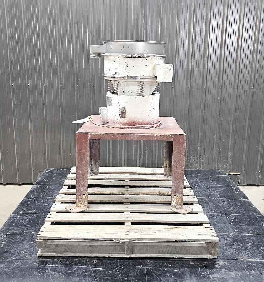 Used Used Sweco 36'' Screen 18''