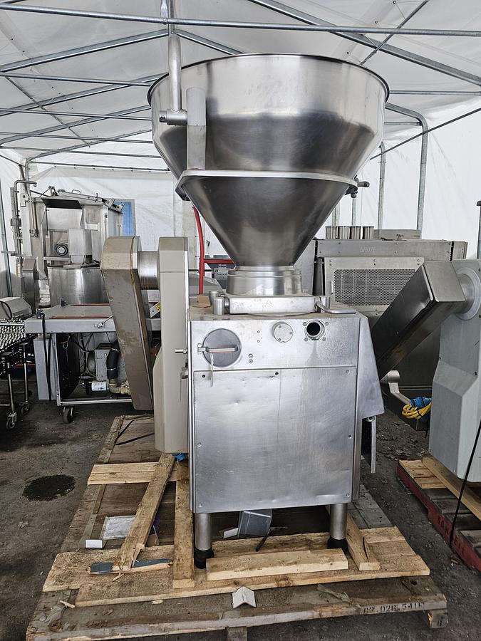 Used Handtmann stuffer (Model 7814)