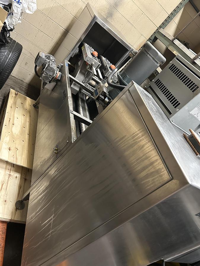 Used Used Scott Ribbon/Paddle Blender, 100 Cubic Feet, With Infeed & Outfeed Drag Conveyors