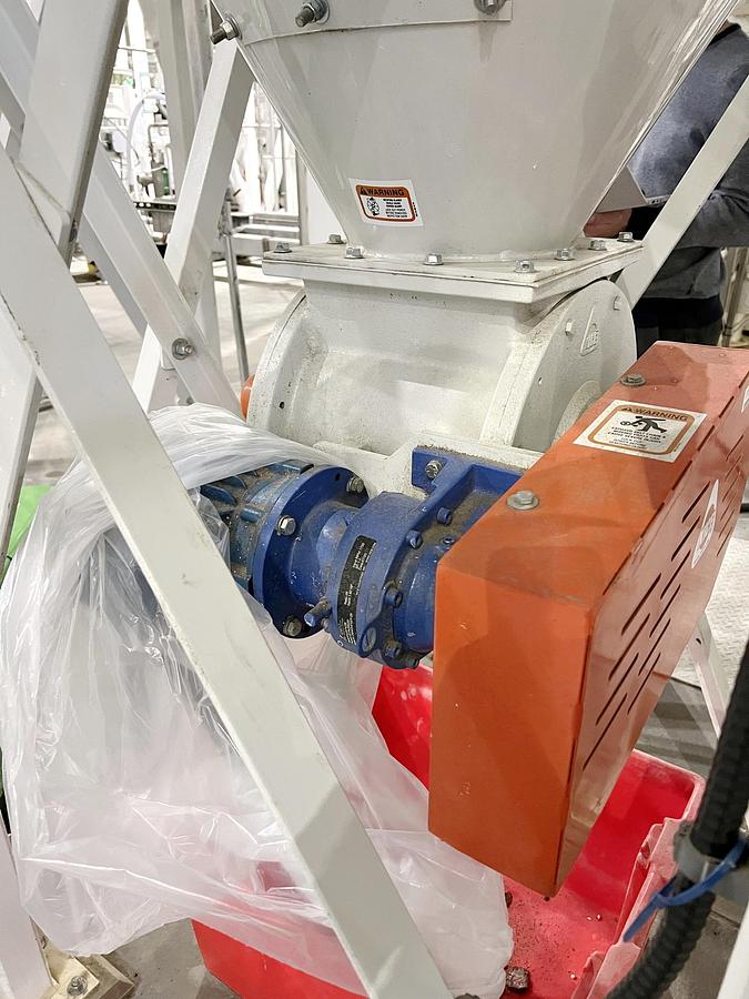 Used Used Kice XP Venturi Jet Filter, With Rotary Airlock & Fan