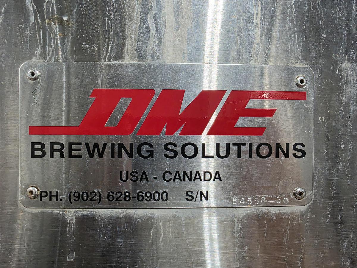 Used Used 4000 Gallon Jacketed Tank, 304 Stainless Steel