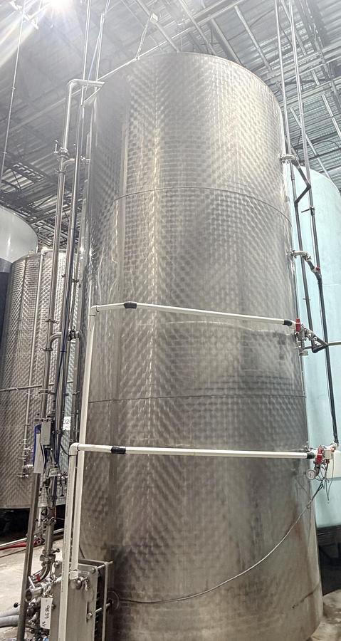 Used Used 2650 Gallon Jacketed Tank, 304 Stainless Steel, With Heat Exchanger & Pump