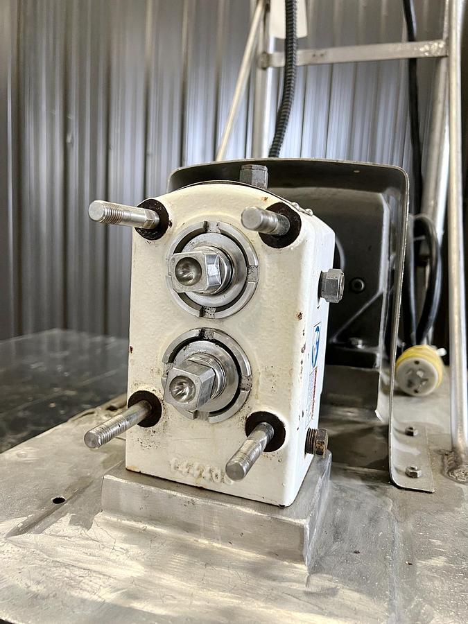 Used Used SPX Rotary Lobe Pump, Model R2, 3 HP