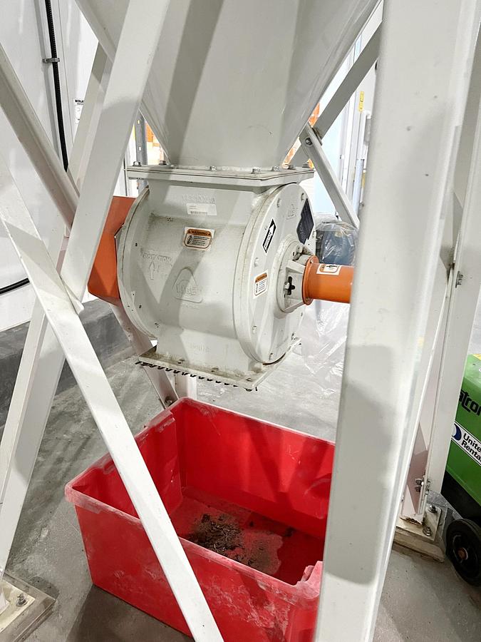 Used Used Kice XP Venturi Jet Filter, With Rotary Airlock & Fan