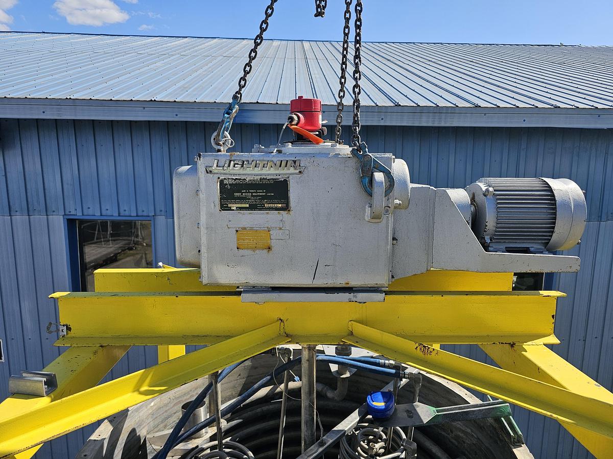 Used Used 800 Gallon Jacketed Tank, Stainless Steel, With Scrape Agitation