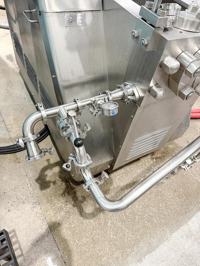 Used Used APV-Gaulin MC18-3TPS High-Pressure Sanitary Homogenizer