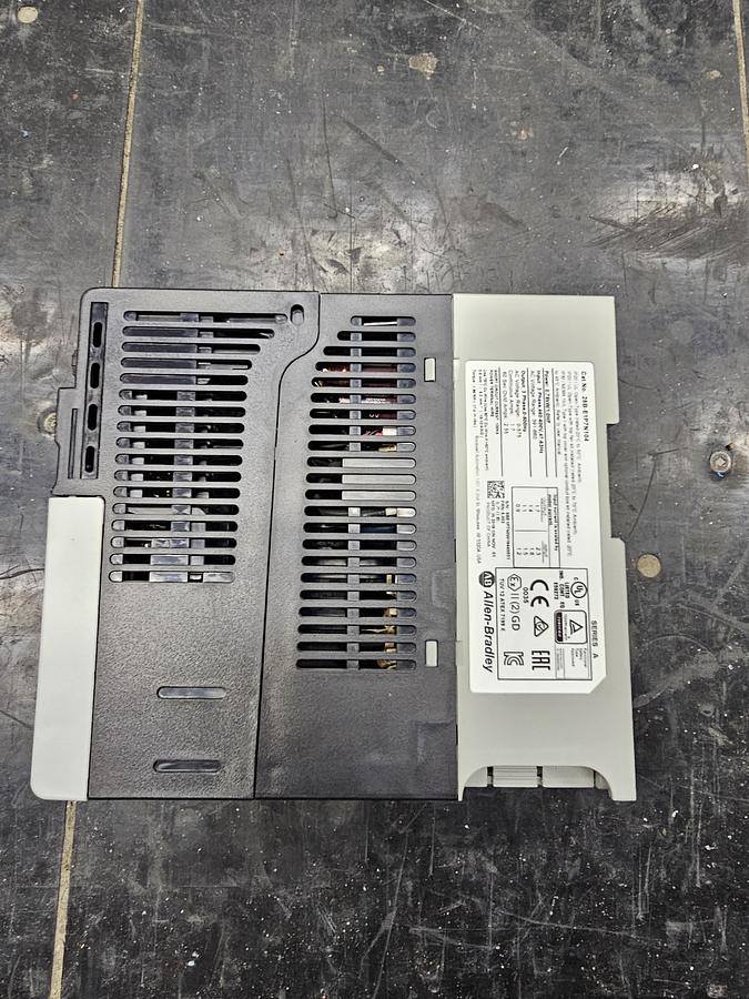 Used Used Allen-Bradley Variable Frequency Drive, Model 25B-E1P7N104, 1 HP, 460-600V