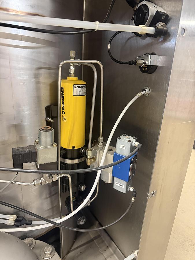 Used Used Fluid Air Fluid Bed Dryer / Granulator, Model 20L