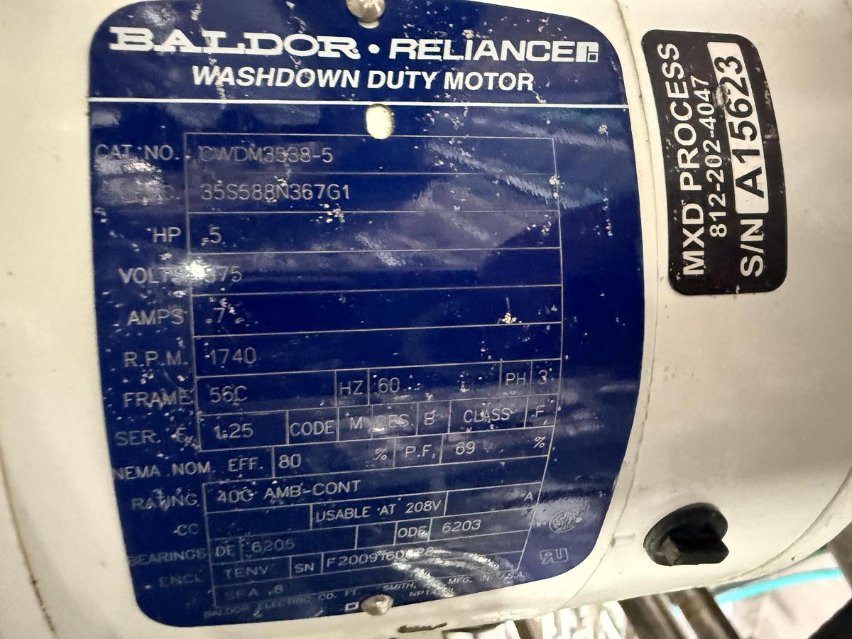 Used Used 600 Gallon Tank, 316L Stainless Steel, With Mixer