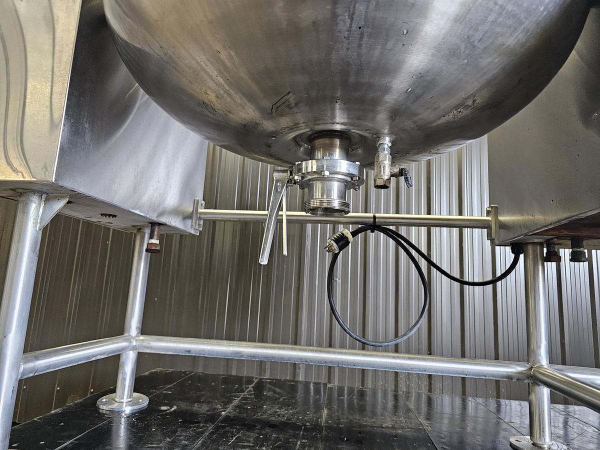 Used Felix Compound - 80 gallon kettle with scrape agitation