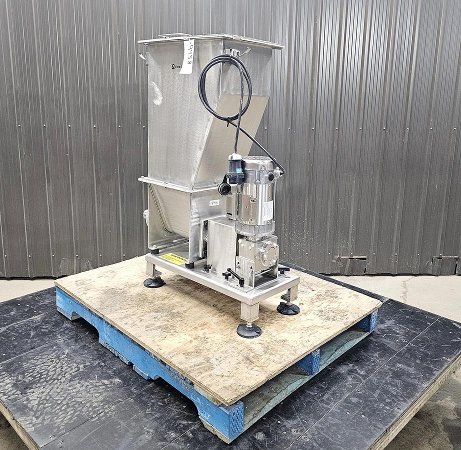 Used Metcalfe Auctions Mississauga - Lot 141 Vibra screw feeder
