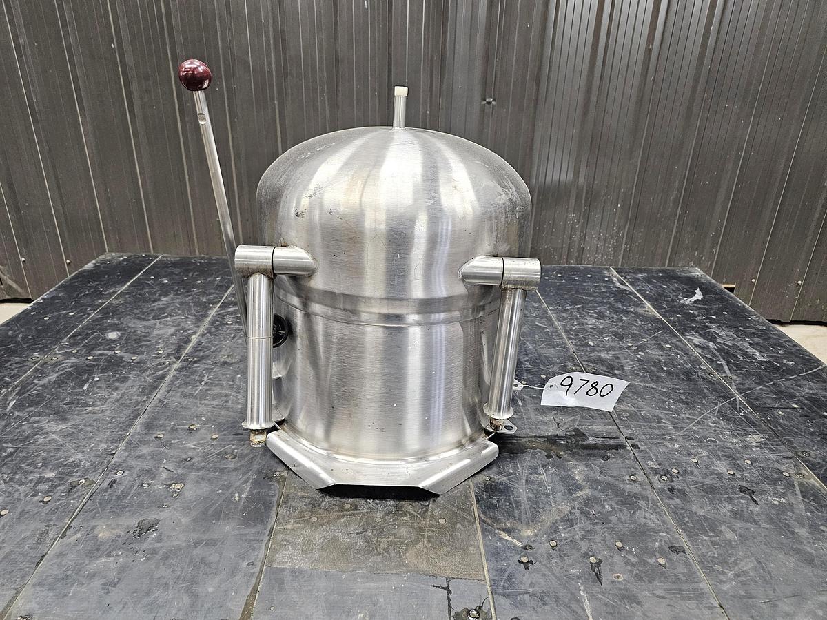 Used Used Crown Food Service Equipt. LTD Kettle, 12 Gallon, Stainless Steel