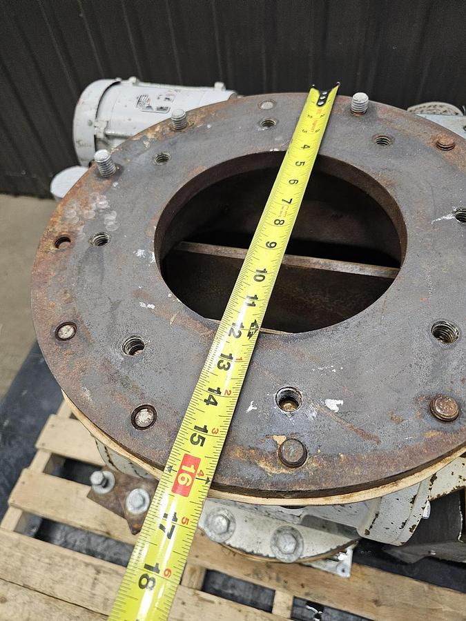 Used Used Rotary Air Lock Valve, 8" X 8", with Lump Breaker