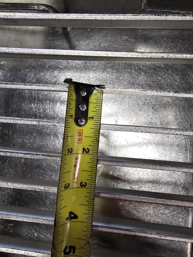 Used Used Key Iso-Flo Vibratory Feeder, '' Wide X '' Long