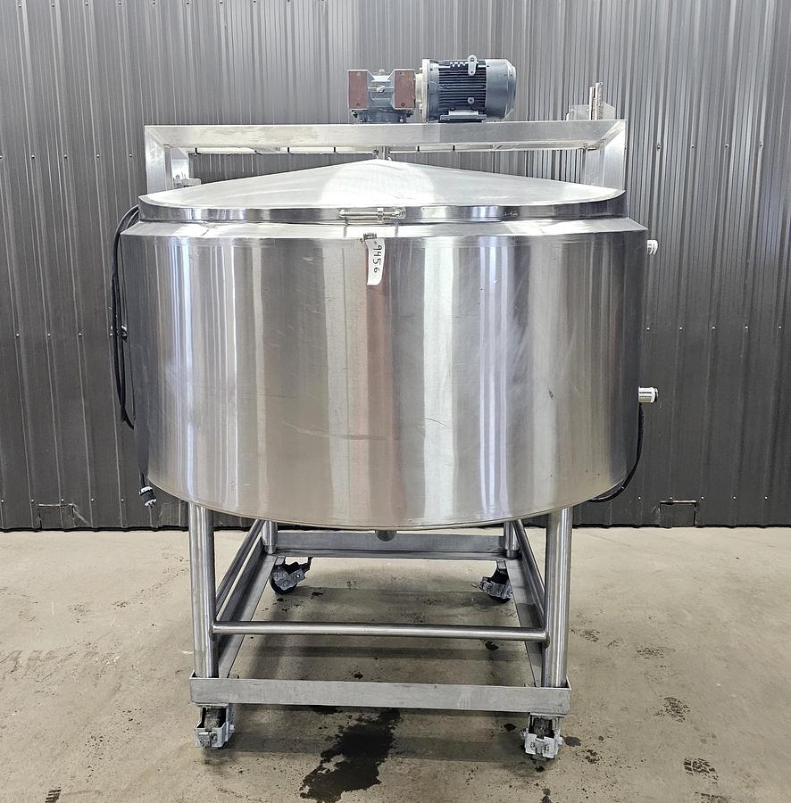 Used Metcalfe Auctions Mississauga - Lot 65 Stainless steel jacketed mix tank