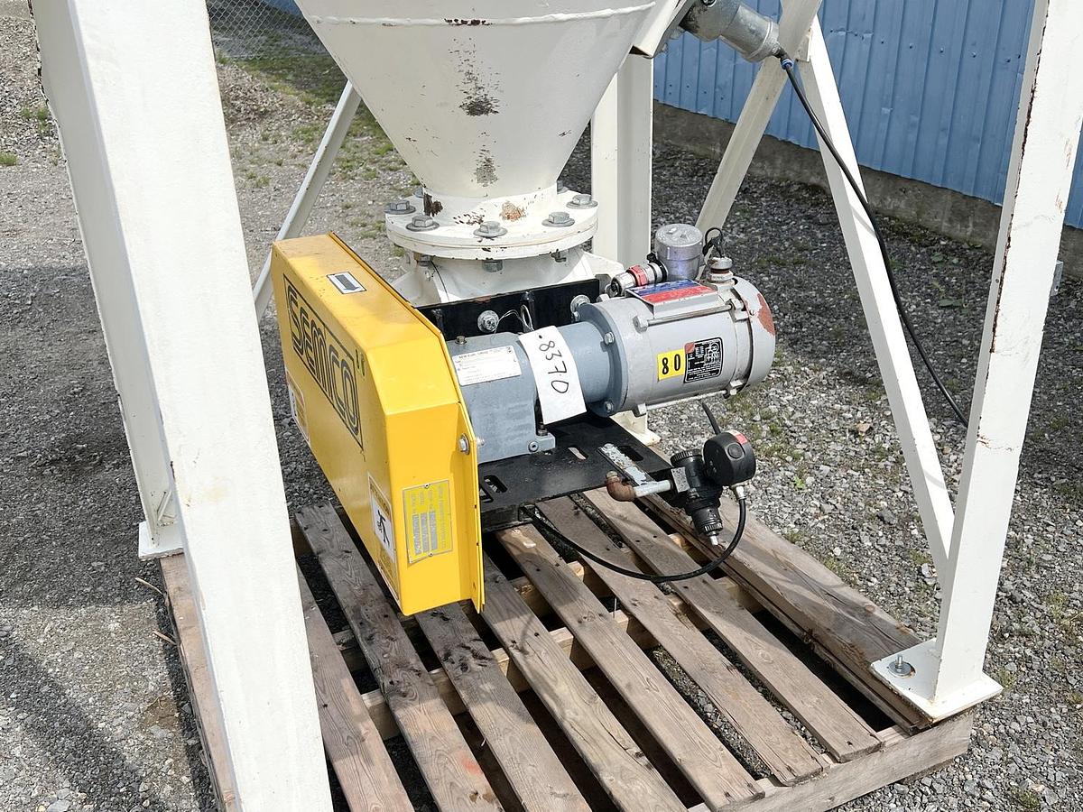 Used Used Semco Dust Collector, Pulse Air, with Rotary Valve