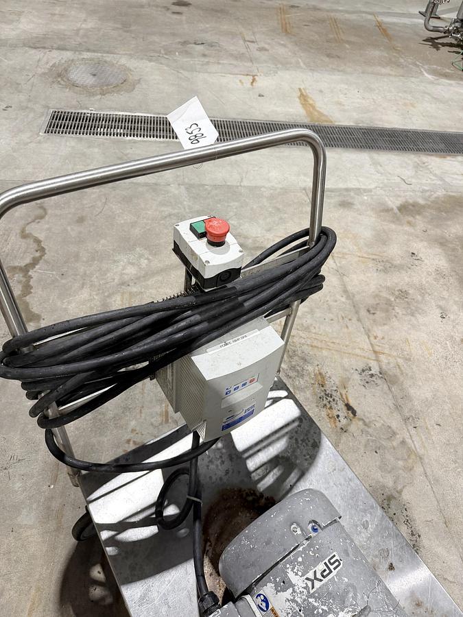 Used Used SPX Centrifugal Pump, 1.5" X 1.5", 10 HP, with VFD