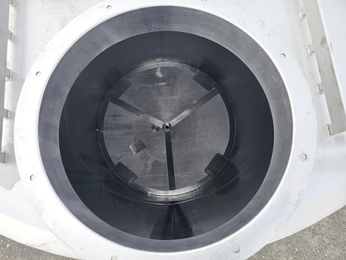 Used Used ADI Laval 2100 Gallon Tank, 304 Stainless Steel