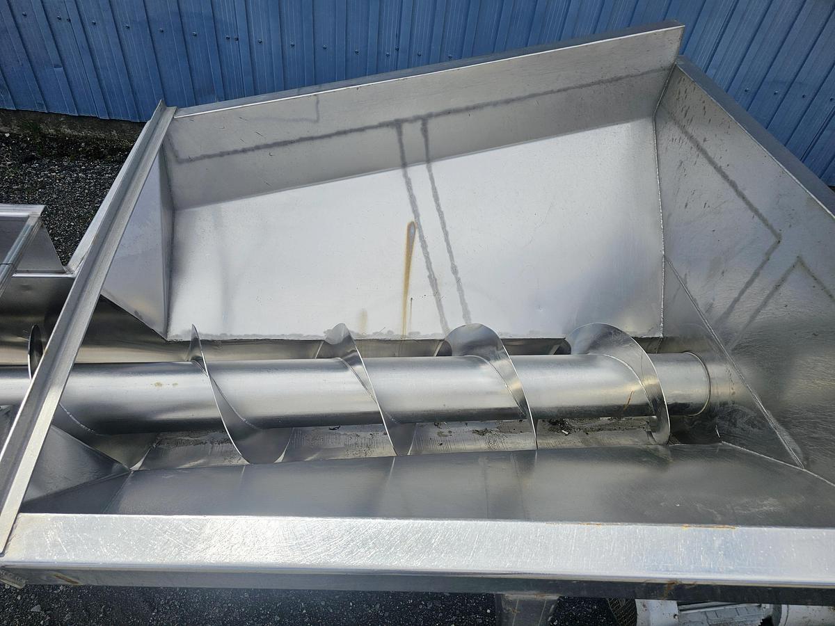 Used Used Screw Conveyor, 18'' Diameter x 204'' Long, Stainless Steel
