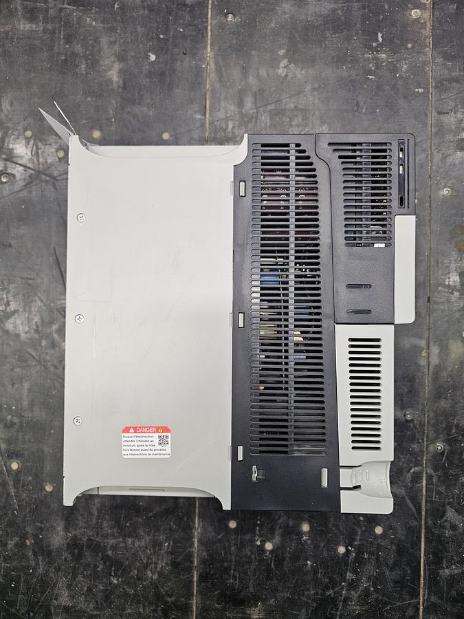 Used Used Allen-Bradley Variable Frequency Drive, Model 25B-E027N104, 20 HP, 460-600V