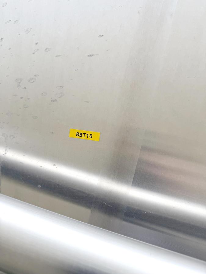 Used Used 2480 Gallon Jacketed Tank, 304 Stainless Steel