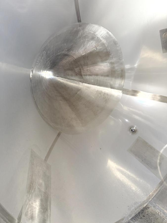 Used Used 2480 Gallon Jacketed Tank, 304 Stainless Steel