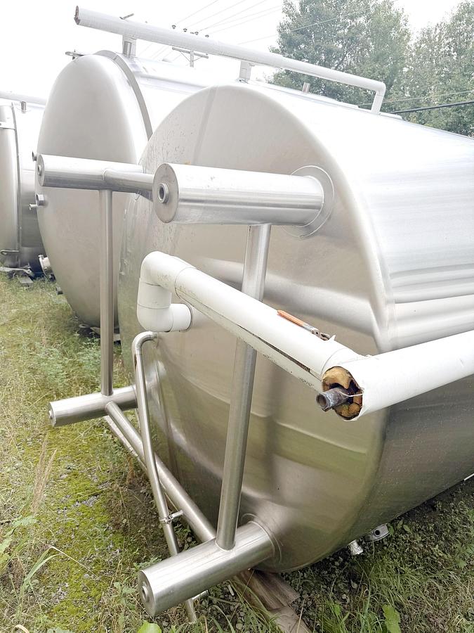 Used Used 2480 Gallon Jacketed Tank, 304 Stainless Steel