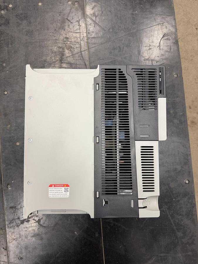 Used Used Allen-Bradley Variable Frequency Drive, Model 25B-E027N104, 20 HP, 460-600V