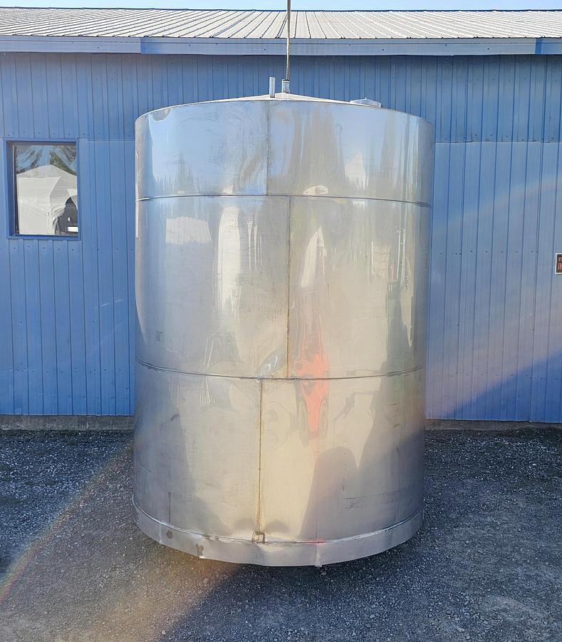 Used Used 3400 Gallon Stainless Steel Tank